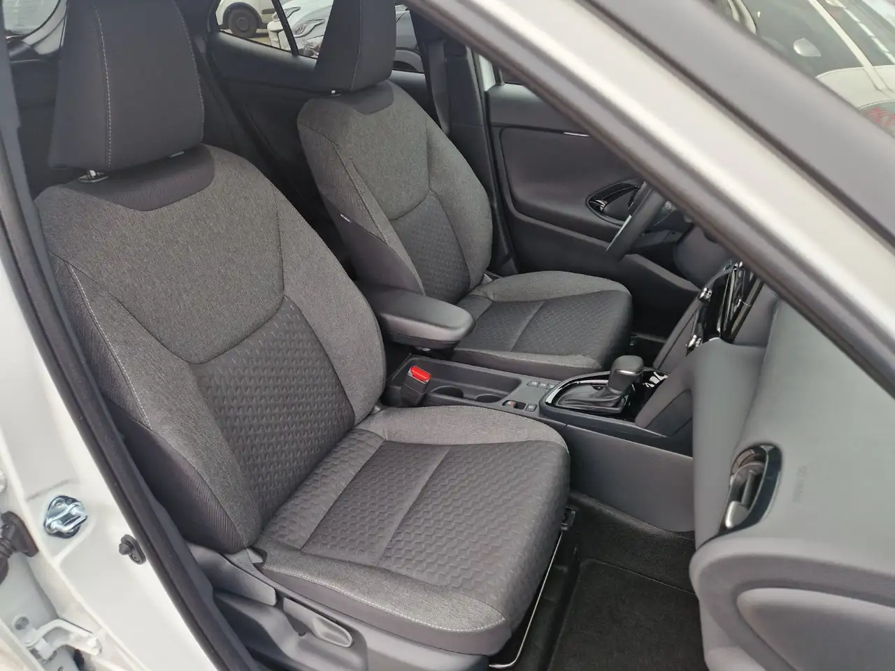 Toyota Yaris 12