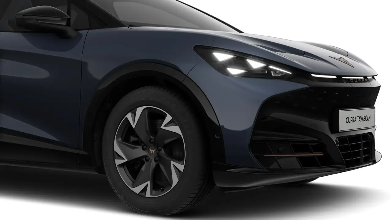 Cupra Tavascan 4