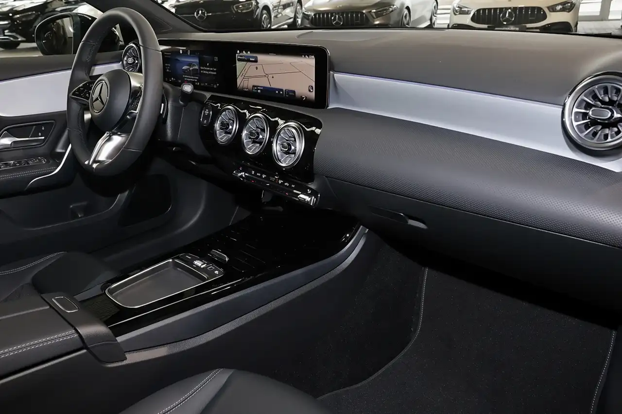 Mercedes-Benz A 200 8