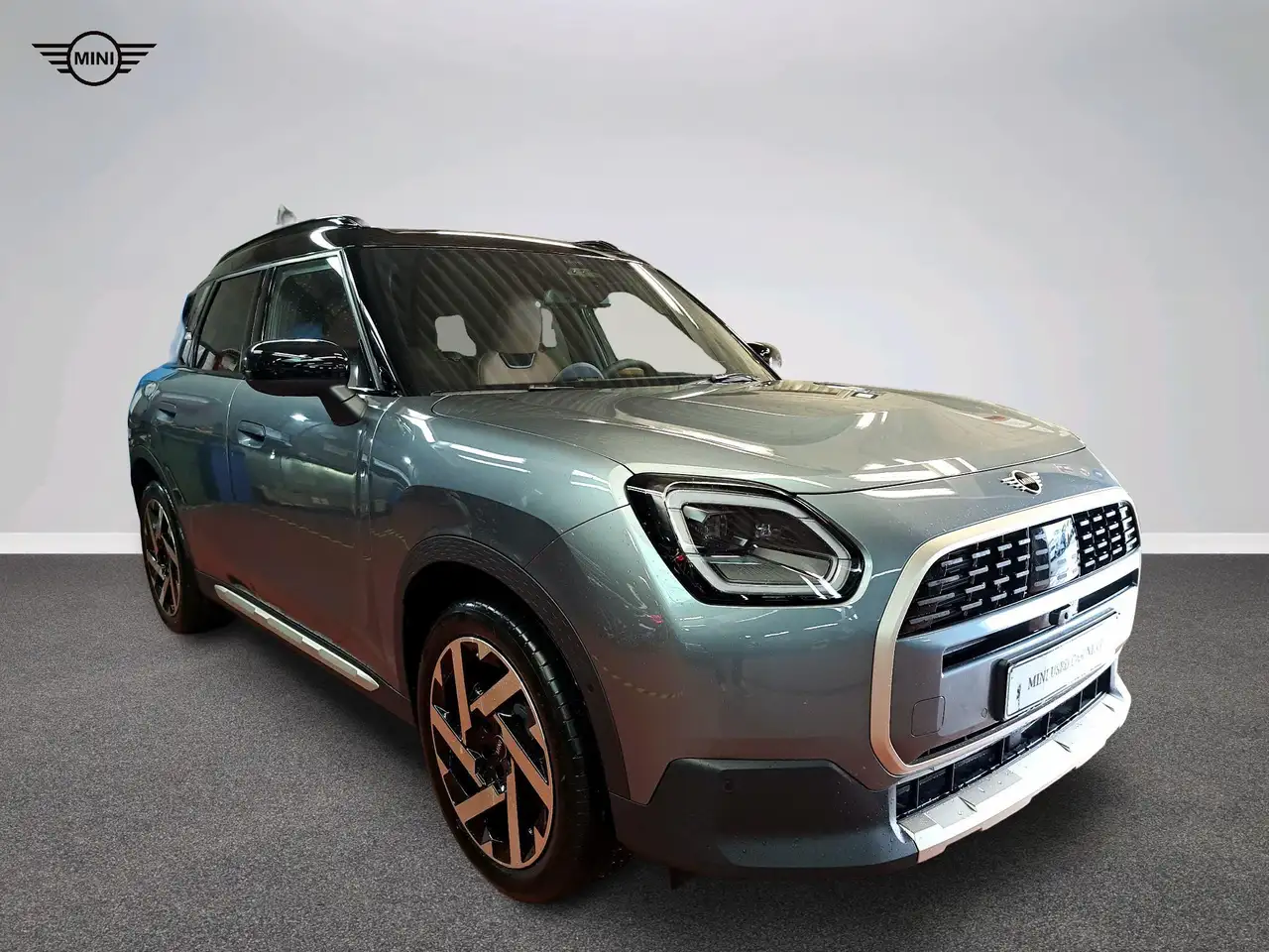 Mini Countryman 12