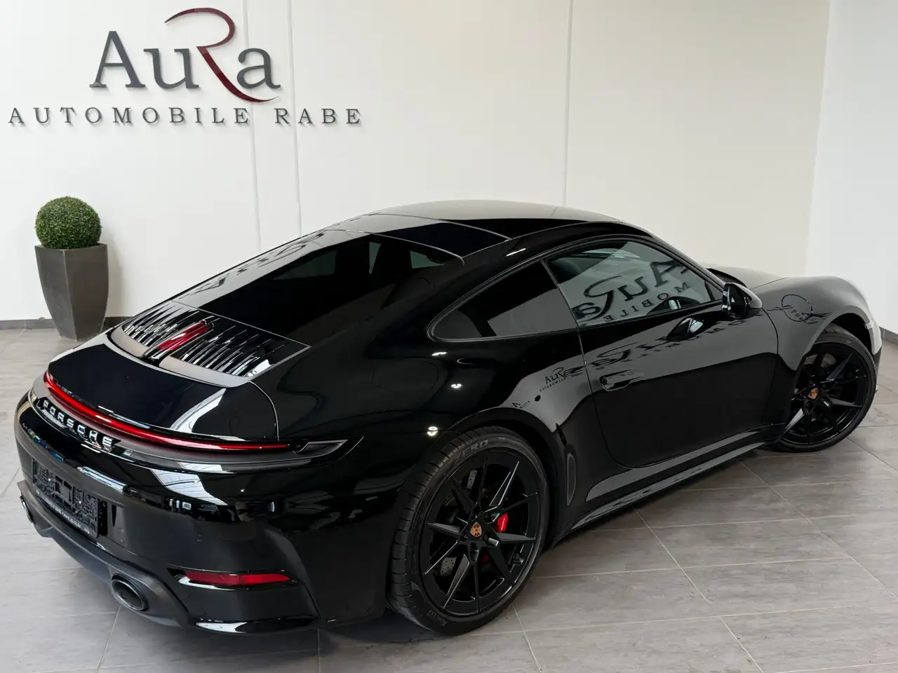 Porsche 992 5