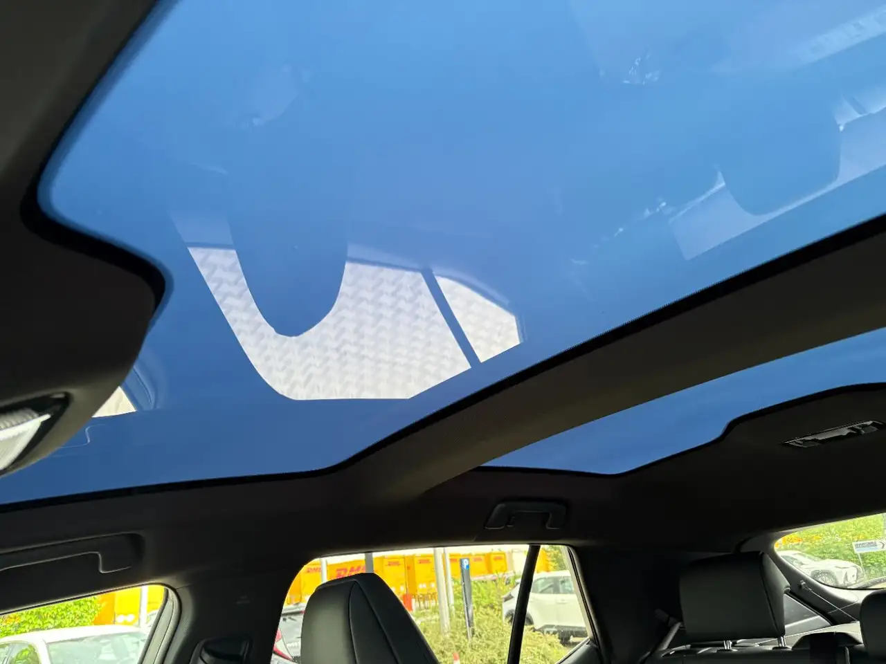 Lexus RZ 7