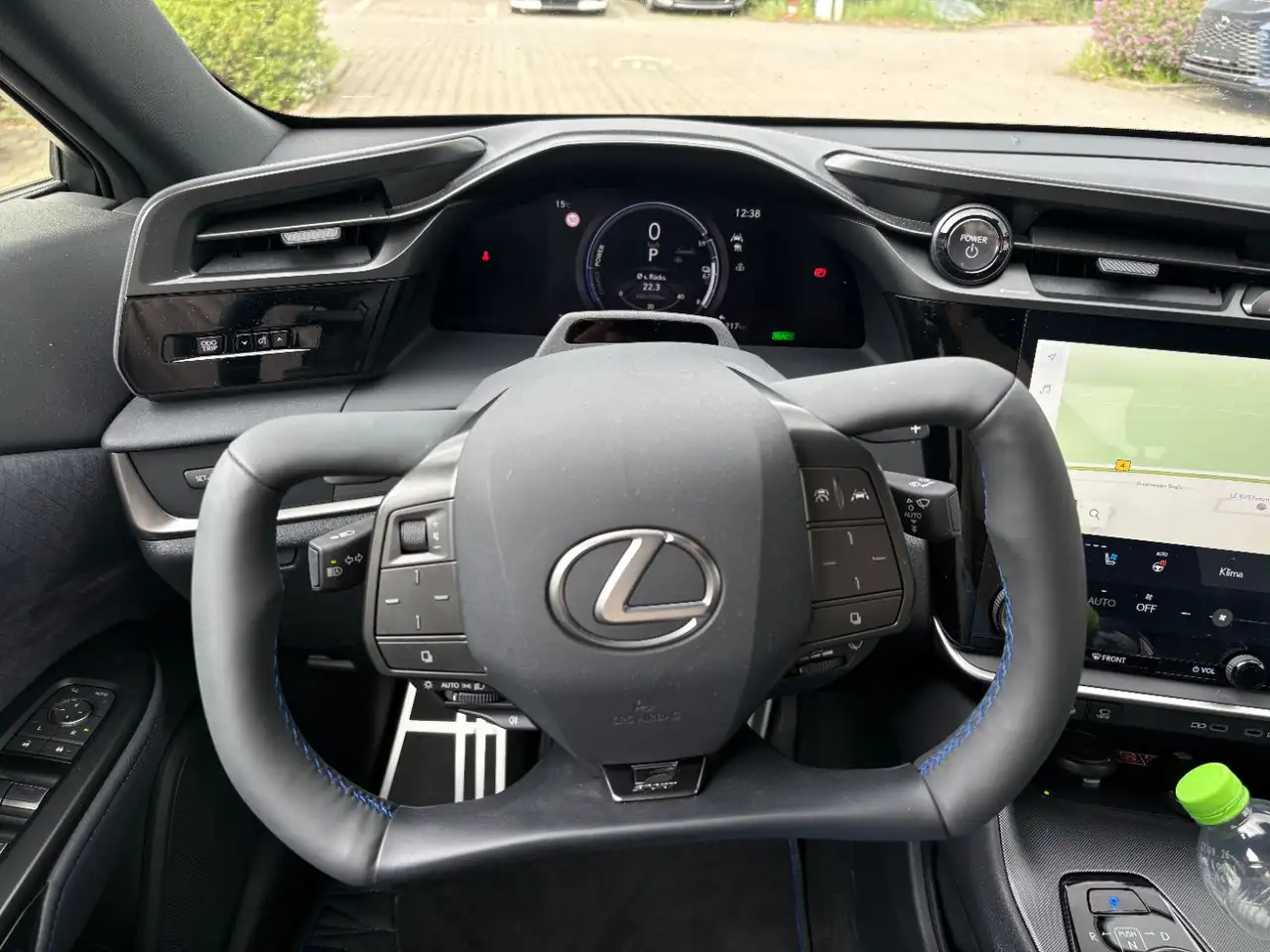 Lexus RZ 9