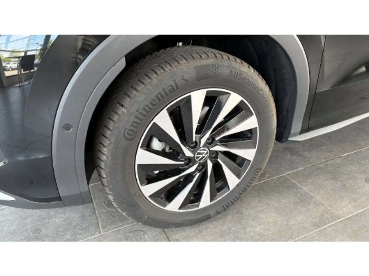 Volkswagen T-Roc 3