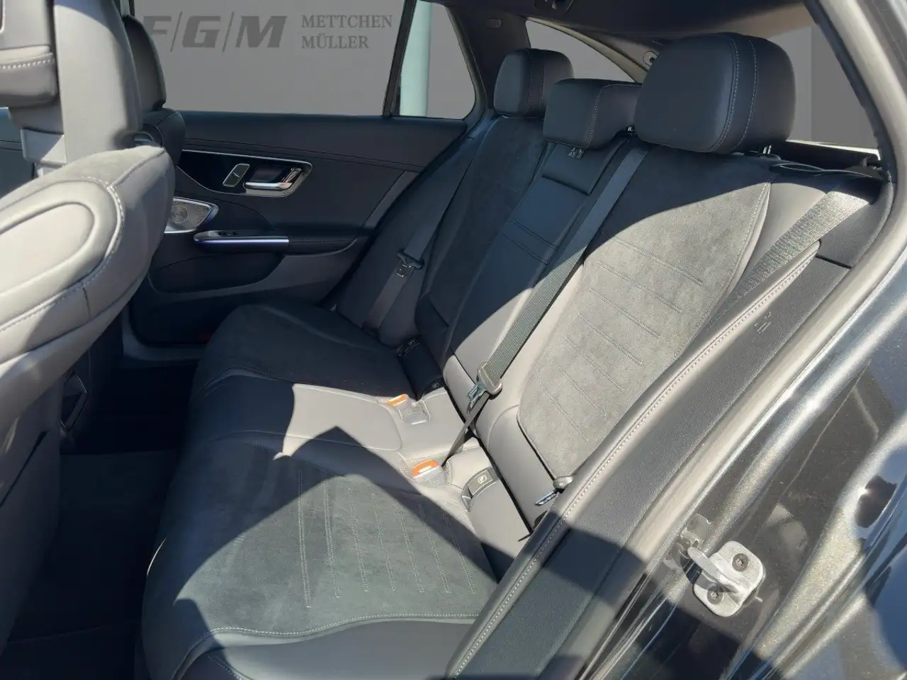 Mercedes-Benz C 300 7