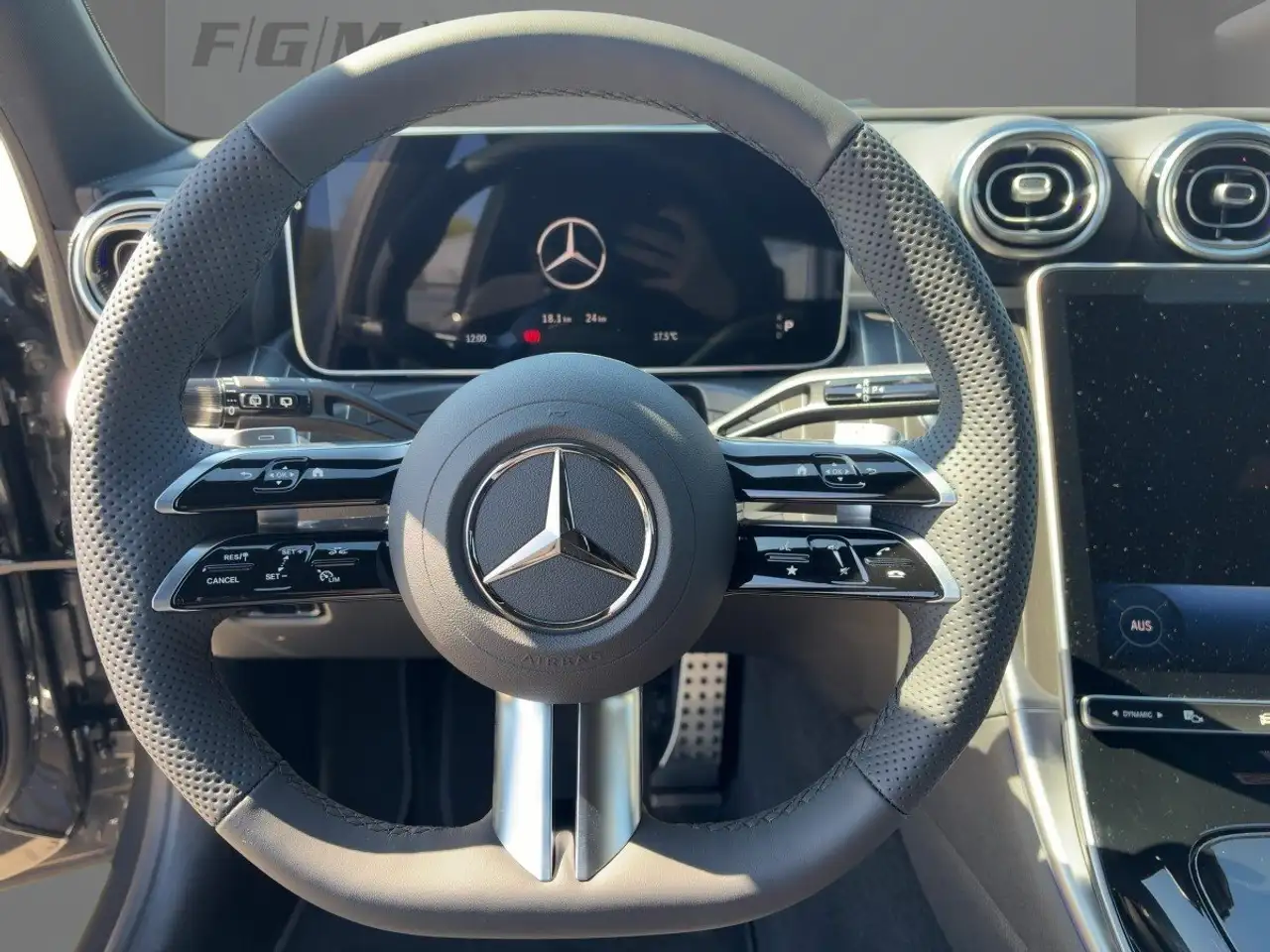 Mercedes-Benz C 300 9