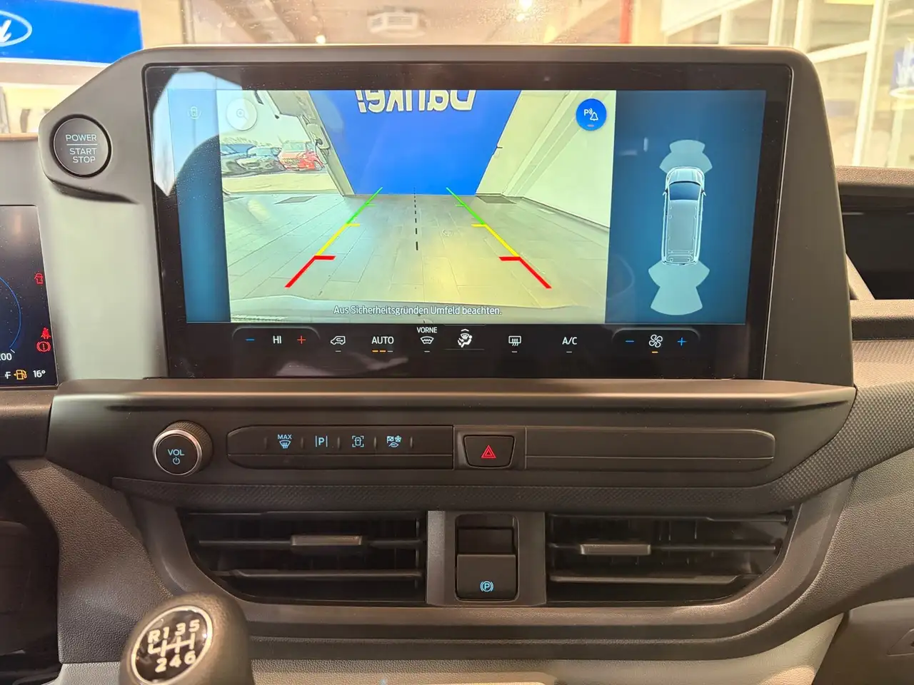 Ford Transit 12