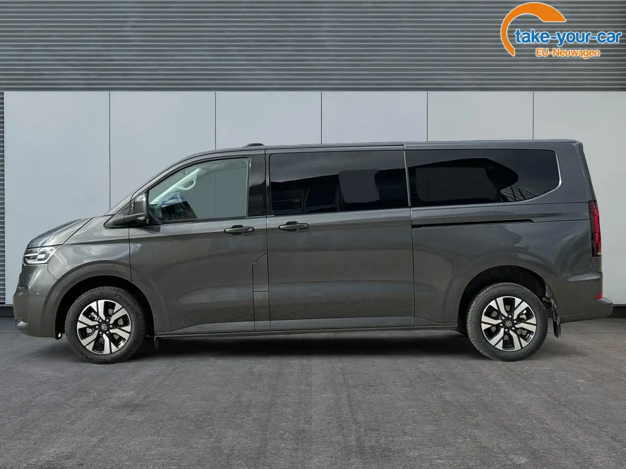 Volkswagen T7 Caravelle 2