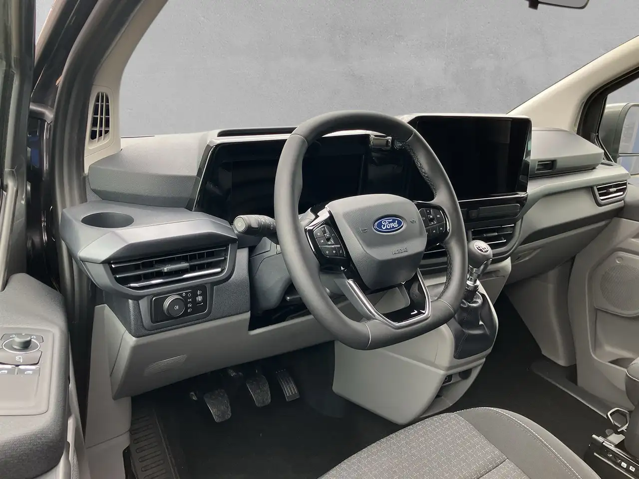 Ford Tourneo 6