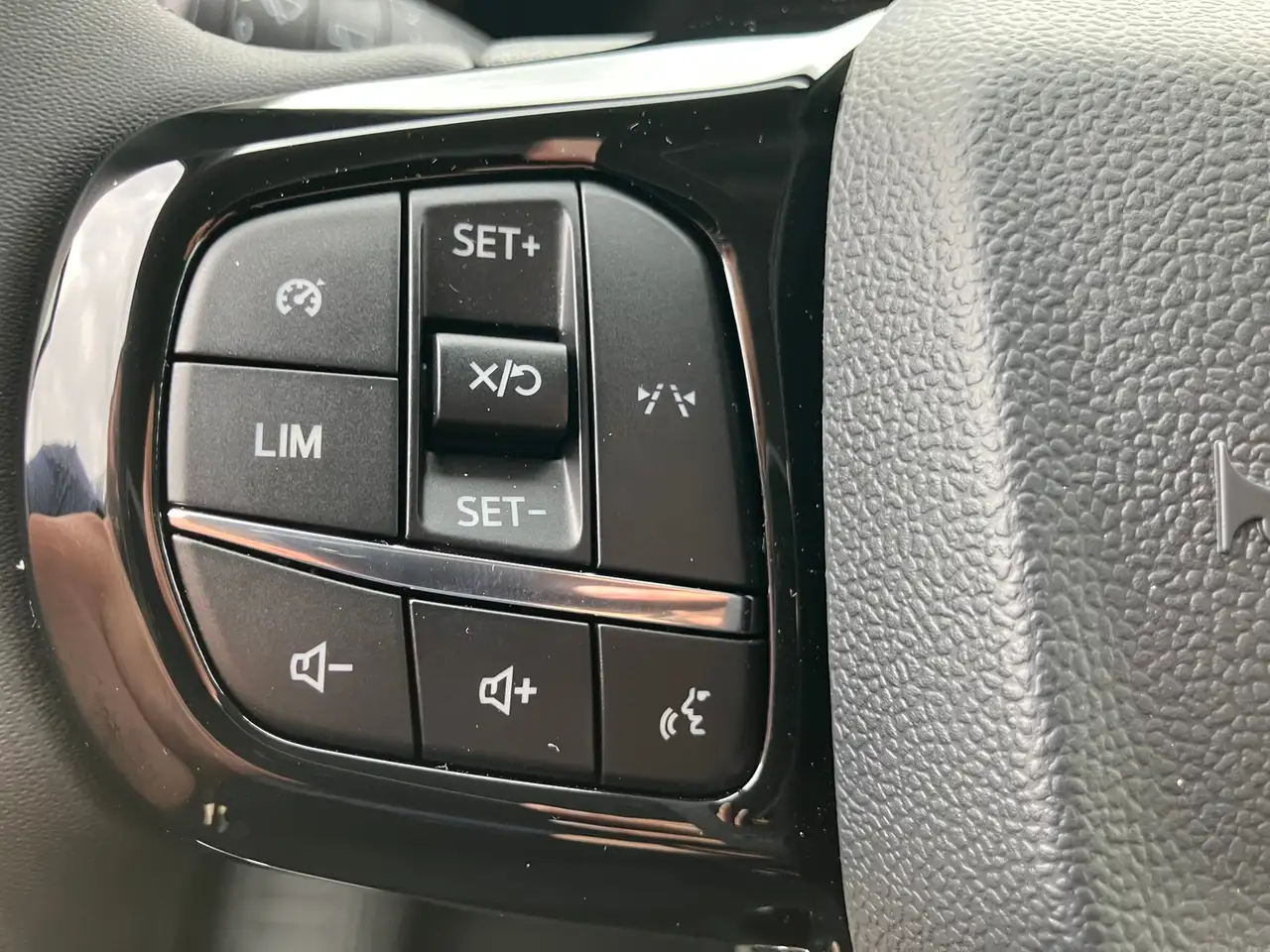 Ford Tourneo 12