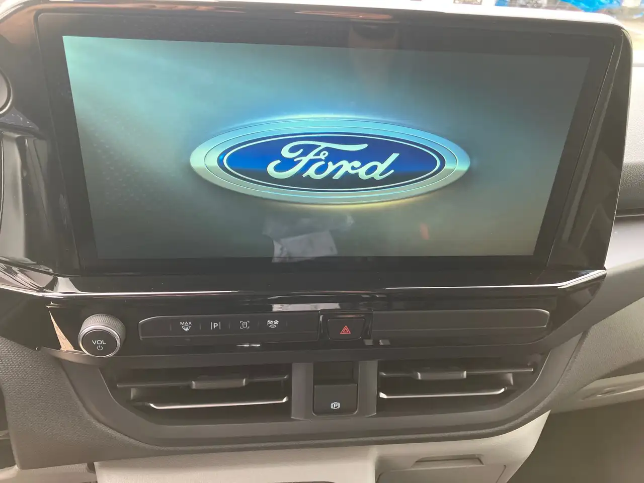 Ford Tourneo 15