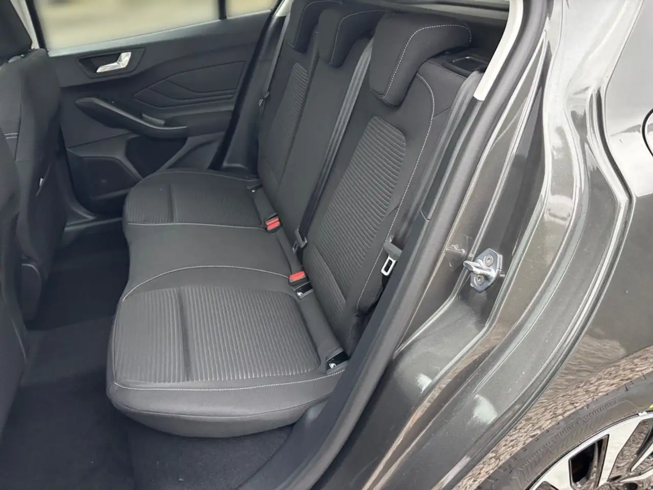 Ford Focus 10