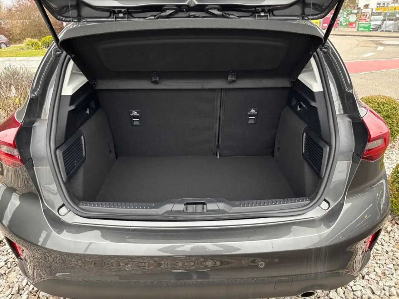 Ford Focus 16