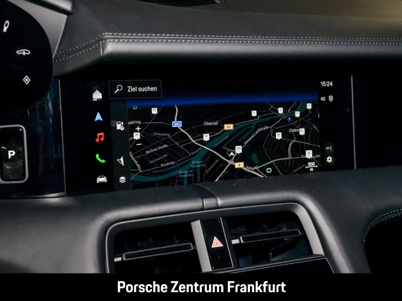 Porsche Taycan 4 12