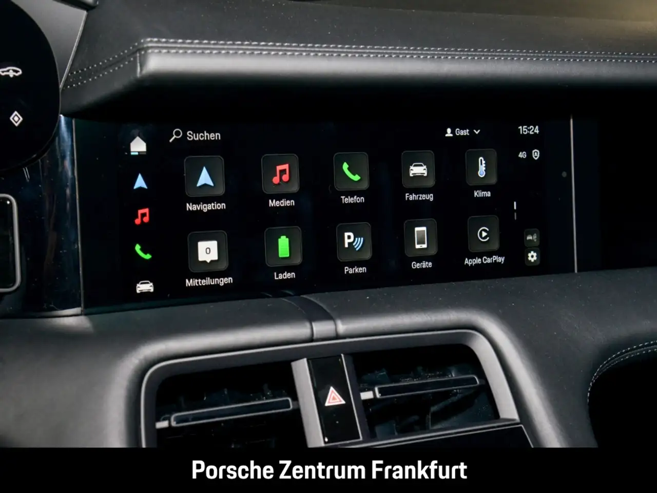 Porsche Taycan 4 16
