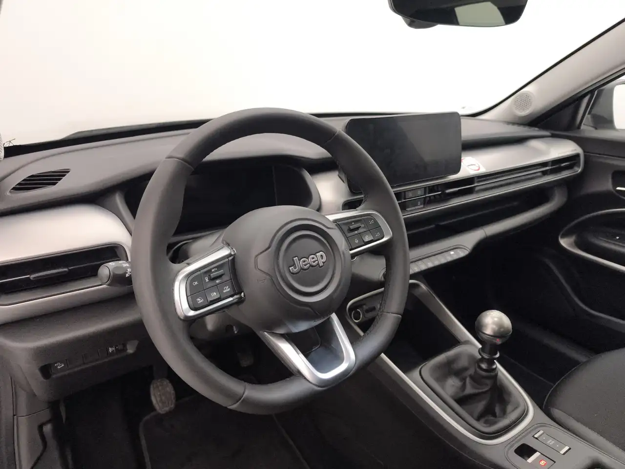 Jeep Avenger 8