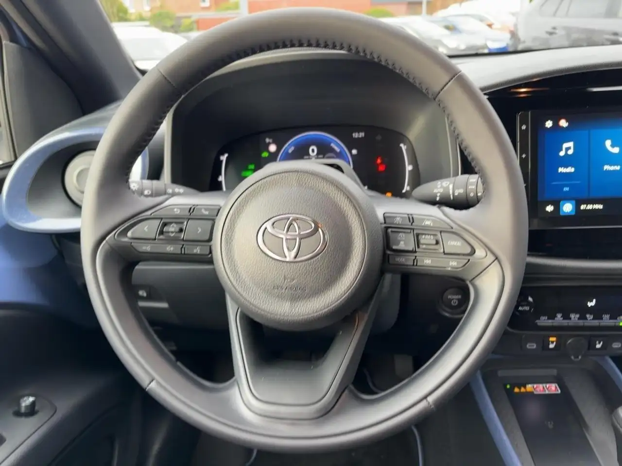 Toyota Aygo X 9