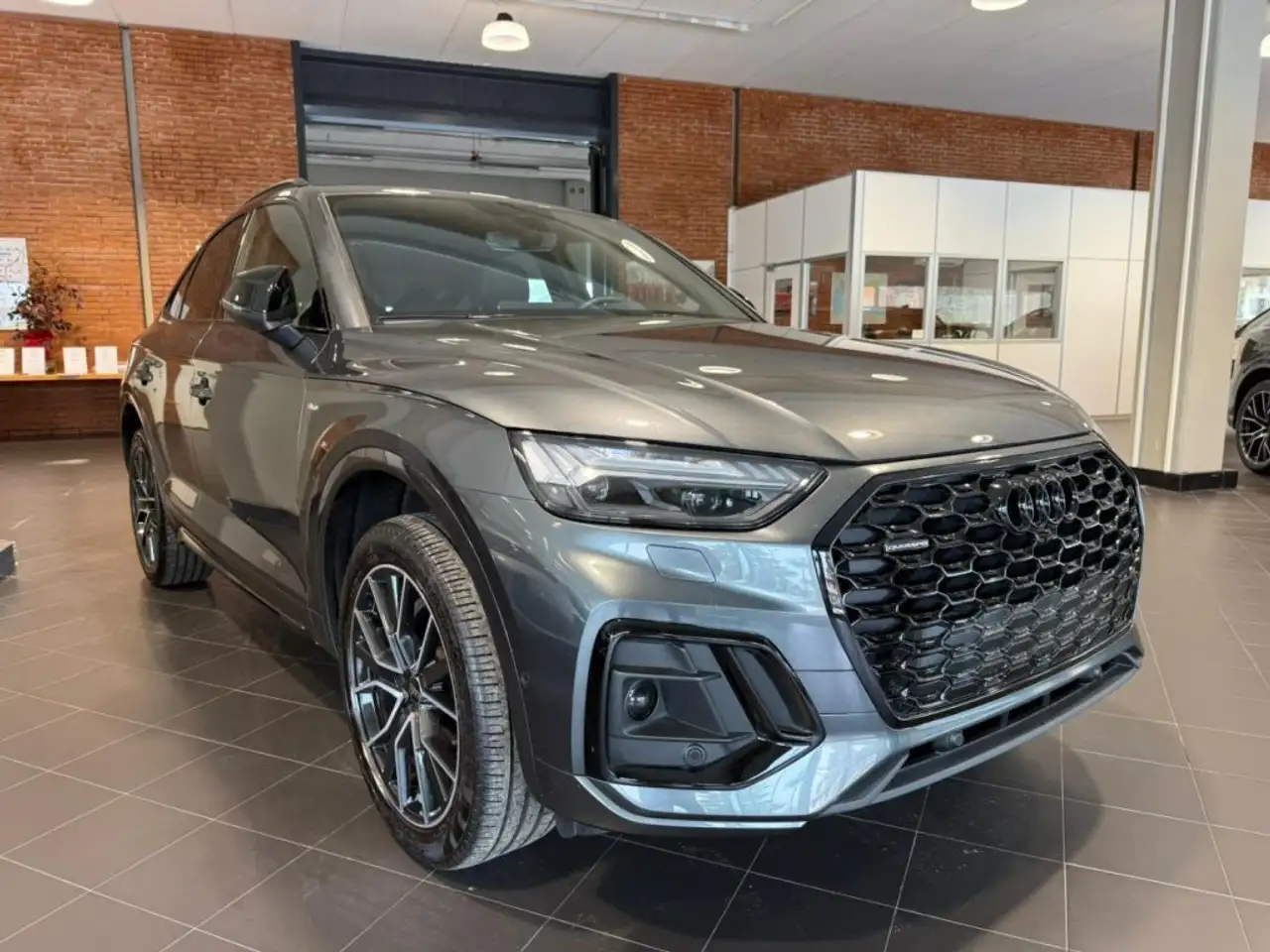 Audi Q5 4