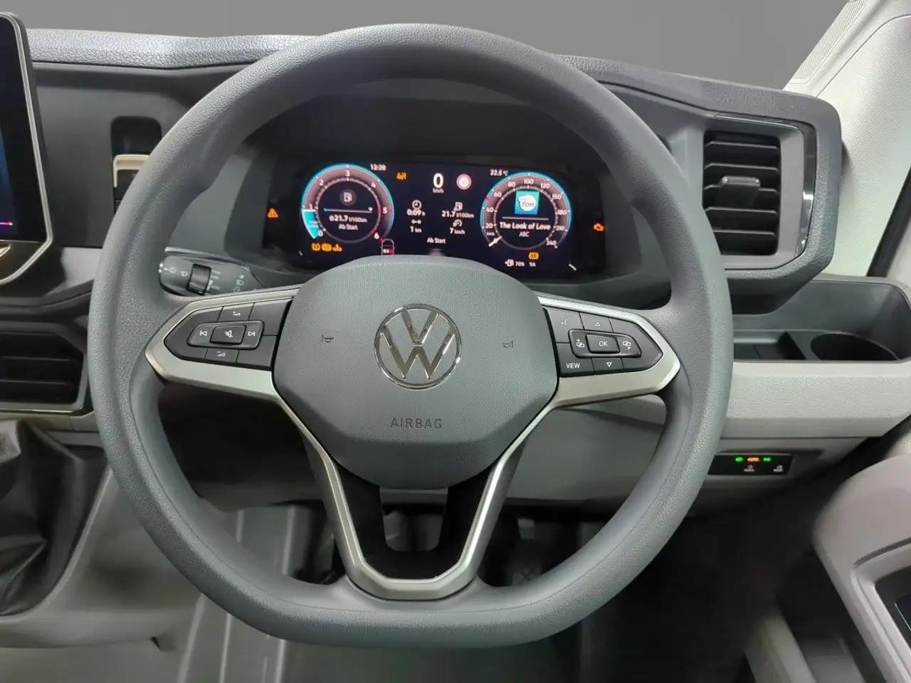 Volkswagen Crafter 12