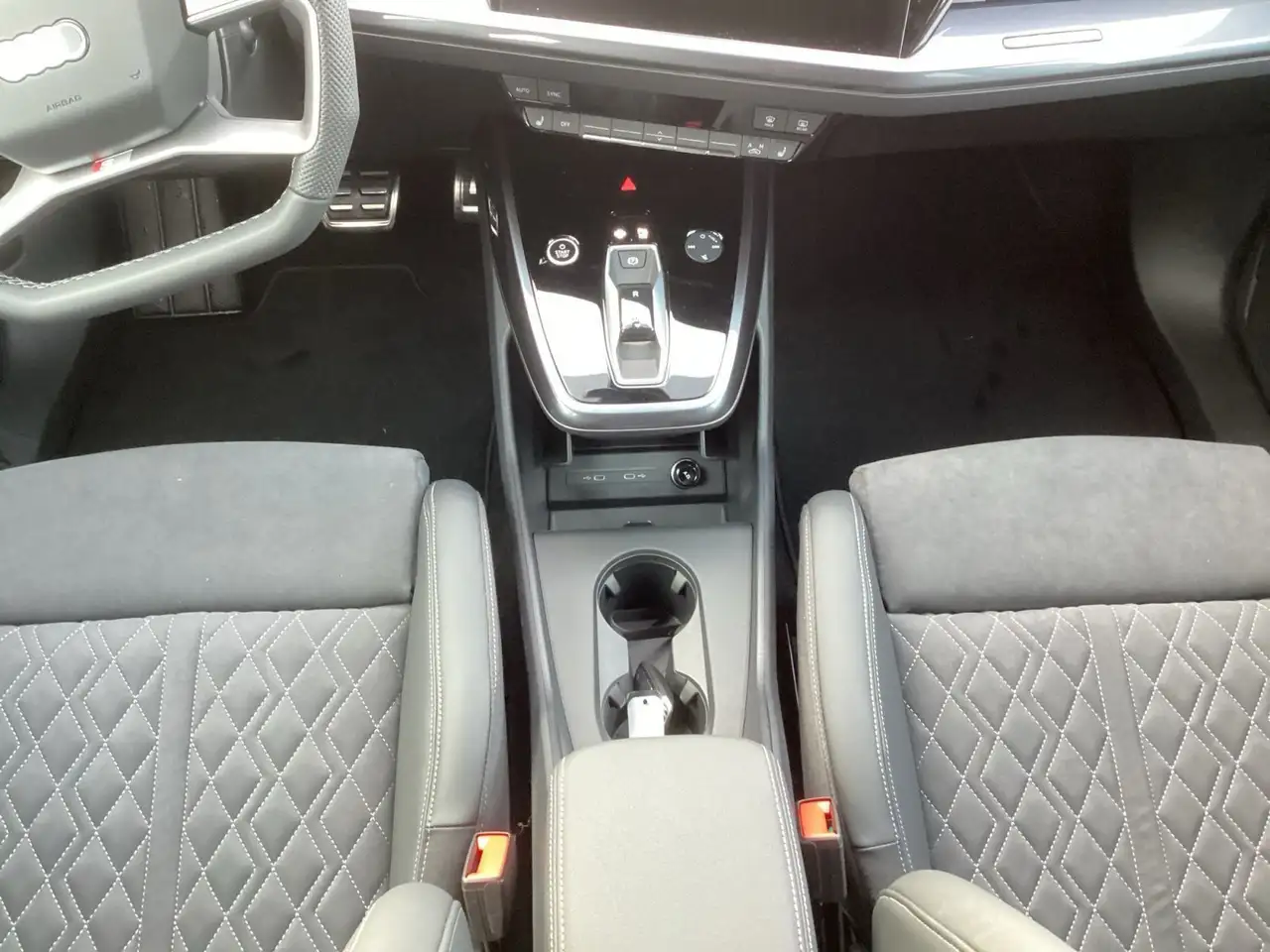 Audi Q4 11
