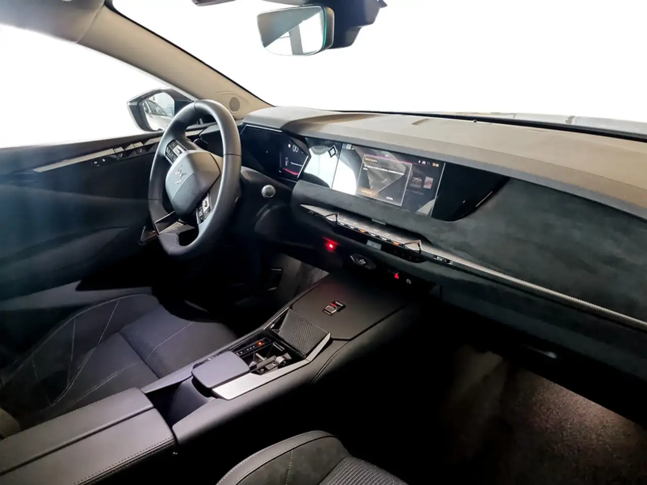 DS Automobiles DS 4 6