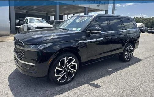 Lincoln Navigator