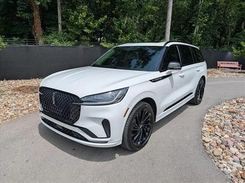 Lincoln Aviator