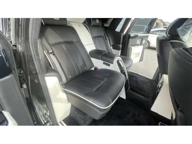 Rolls-Royce PHANTOM 44