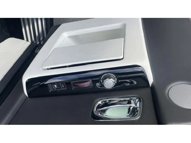 Rolls-Royce PHANTOM 36