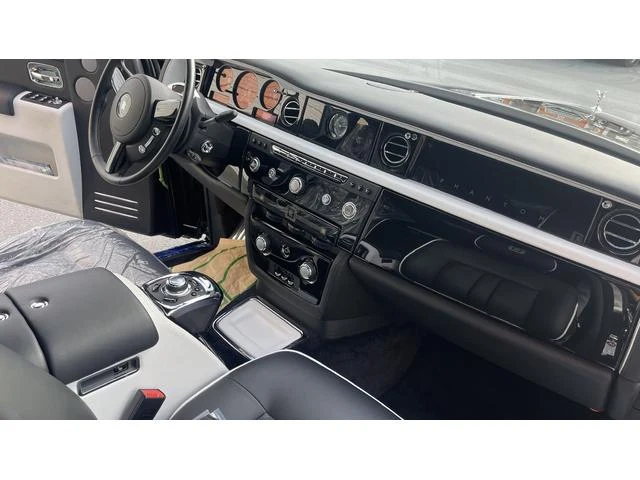 Rolls-Royce PHANTOM 35