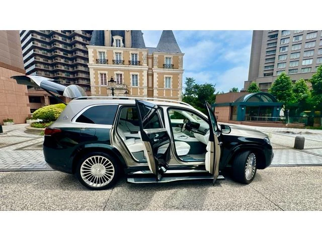 MERCEDES MAYBACH GLS 3
