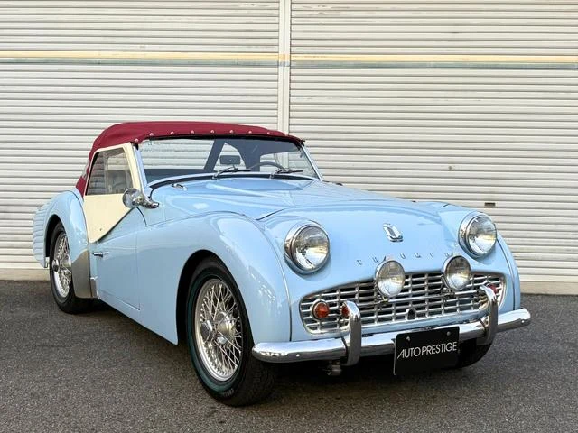 Triumph TR-3 8
