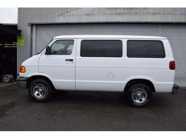 Dodge VAN 8
