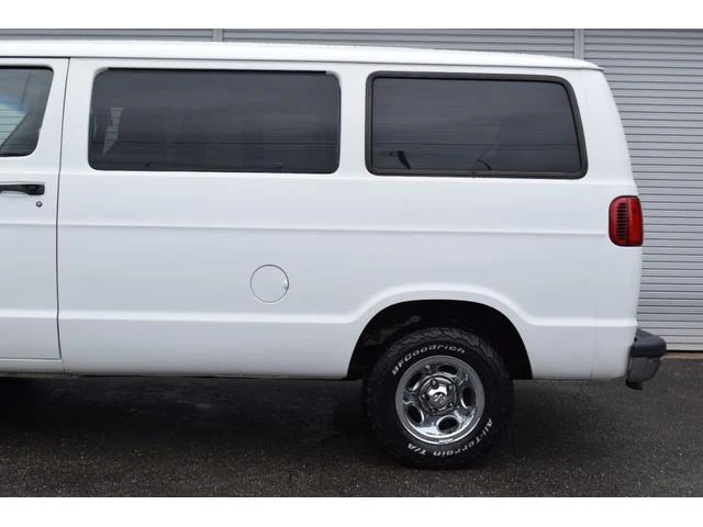 Dodge VAN 10
