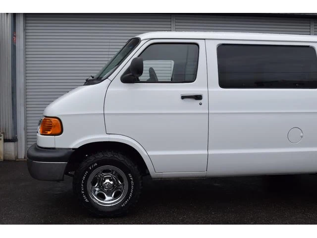 Dodge VAN 9