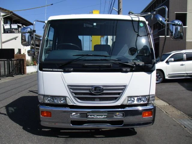 Nissan Diesel CONDOR 2