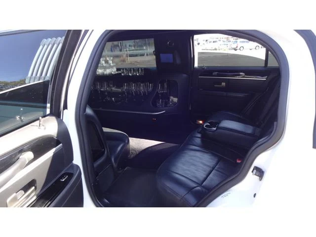 Lincoln LIMOUSINE 16