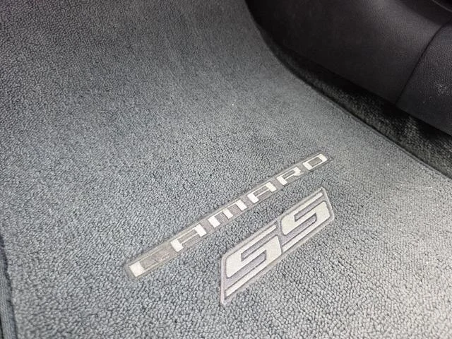 Chevrolet CAMARO 35