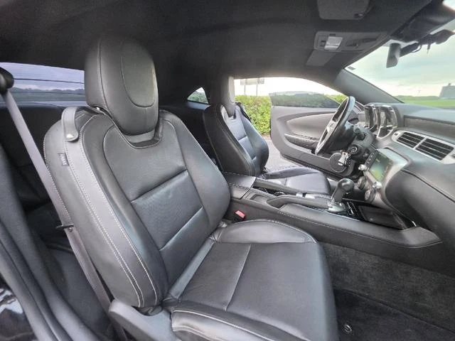 Chevrolet CAMARO 24