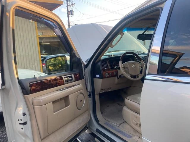 Lincoln NAVIGATOR 35