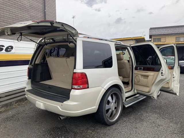 Lincoln NAVIGATOR 20