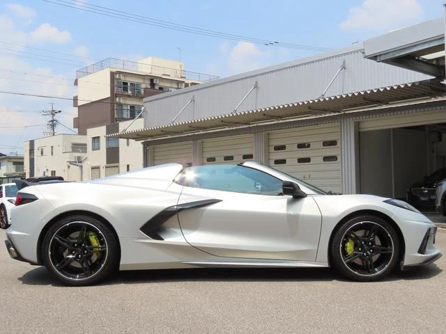 Chevrolet CORVETTE 6
