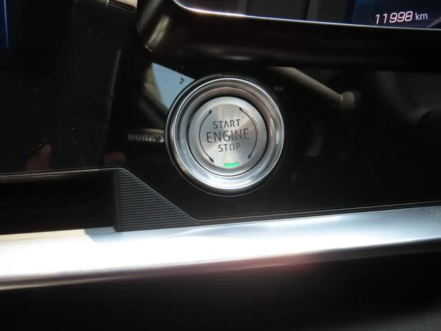 Chevrolet CORVETTE 33