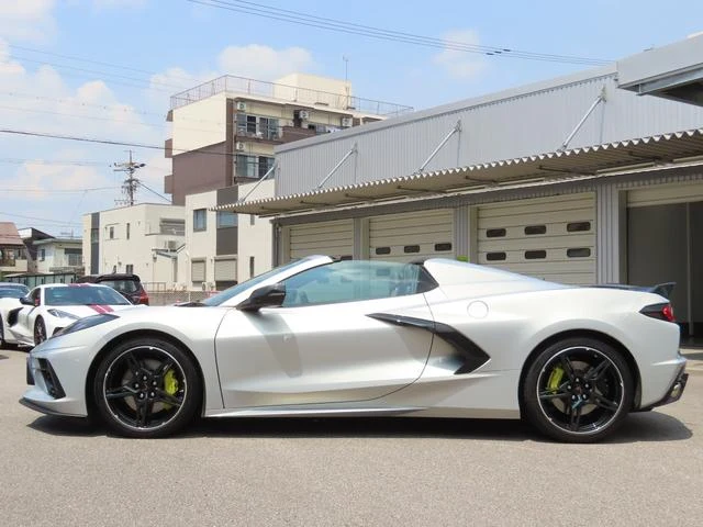 Chevrolet CORVETTE 3