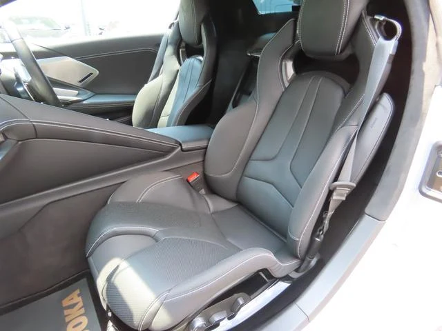 Chevrolet CORVETTE 23