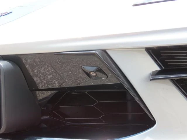 Chevrolet CORVETTE 8