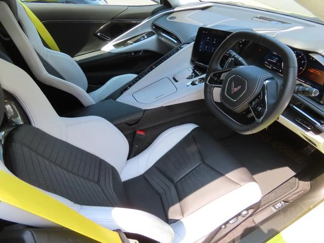 Chevrolet CORVETTE 24
