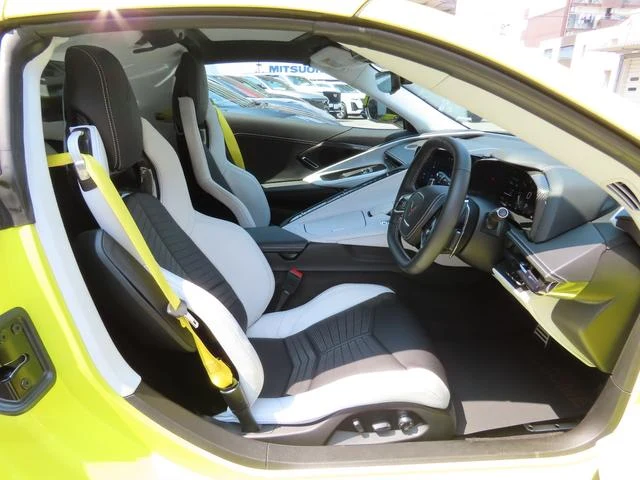 Chevrolet CORVETTE 26