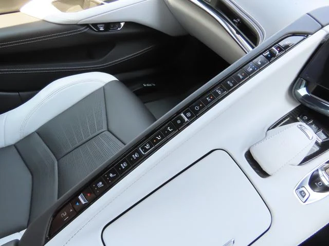 Chevrolet CORVETTE 41