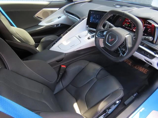 Chevrolet CORVETTE 17